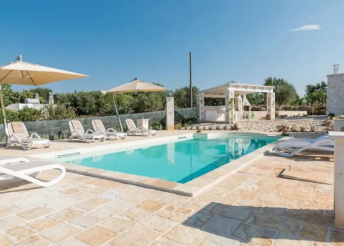 Tenuta Traghetto Вилла Остуни