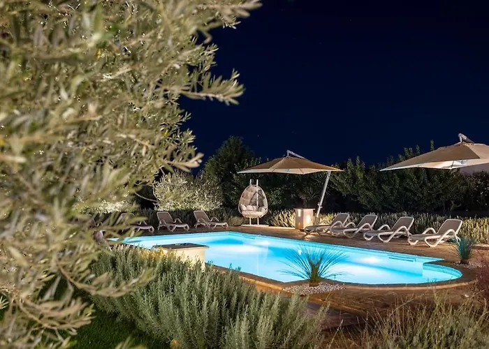 Вилла Tenuta Traghetto