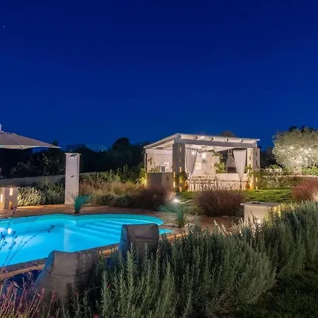 Tenuta Traghetto Ostuni