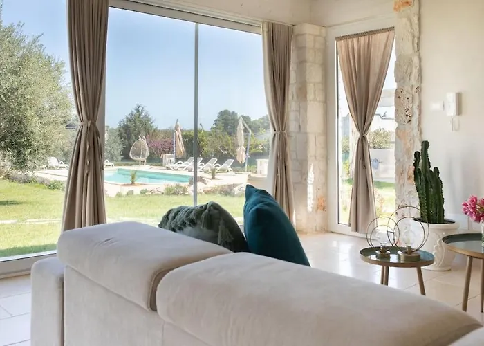 Tenuta Traghetto Ostuni